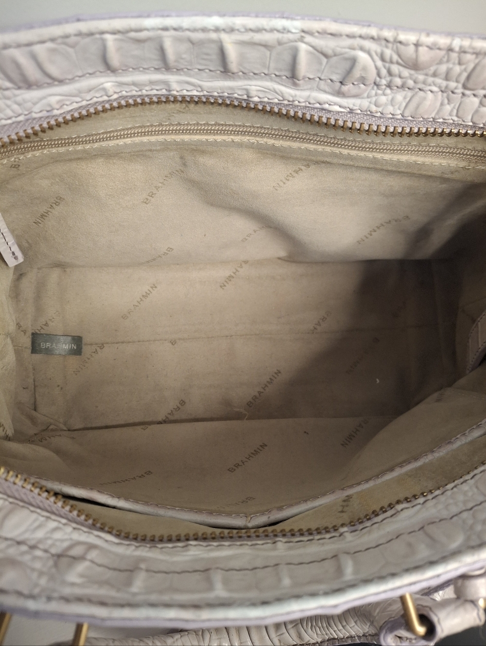 Brahmin Pale Lilac & White Embossed Leather Satchel with Gold Hardware GUC - Picture 5 of 5